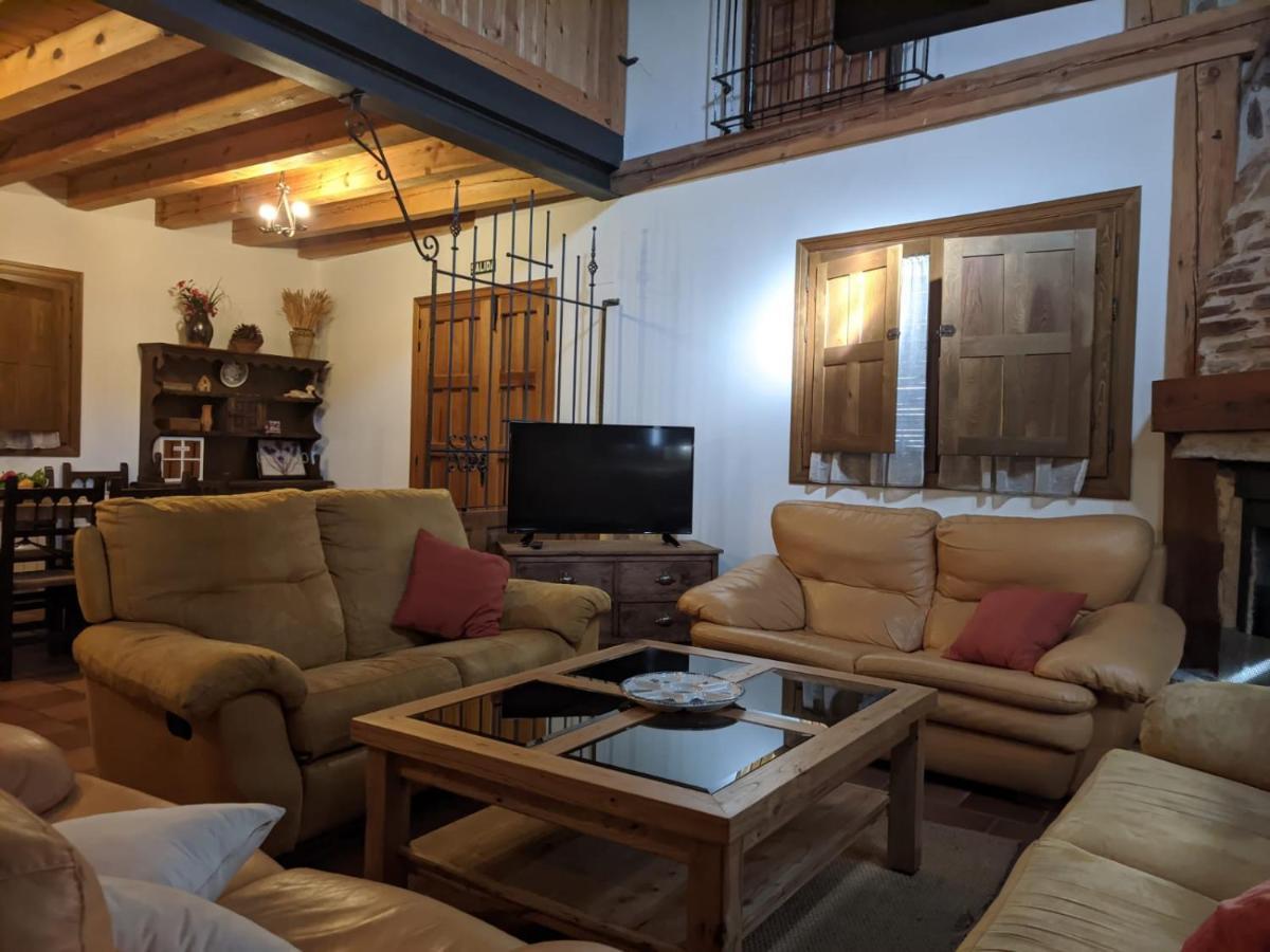 Casa Rural El Arroyo Miguelanez ภายนอก รูปภาพ