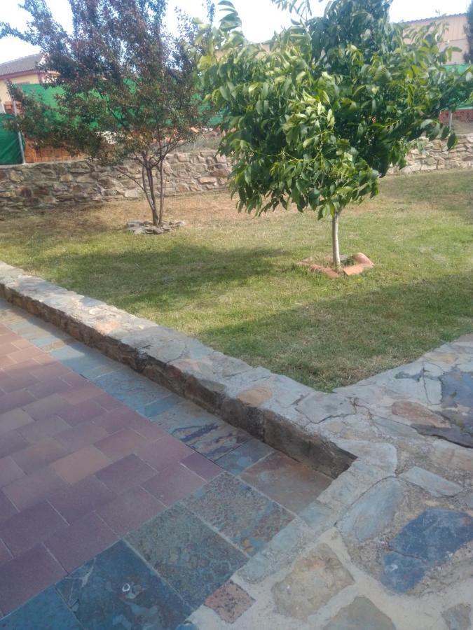 Casa Rural El Arroyo Miguelanez ภายนอก รูปภาพ